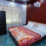 Khubbu\'S Inn