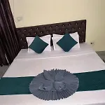 Hotel Kashi Paradise 300 Mtr Walking From Kashi Vishwanath Temple