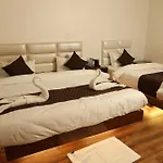 Hotel Trisolaris