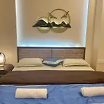 Hotel Kashi Awahan! Near Vishvanath Temple