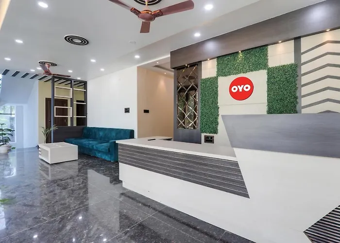 Oyo Flagship Seth Vila