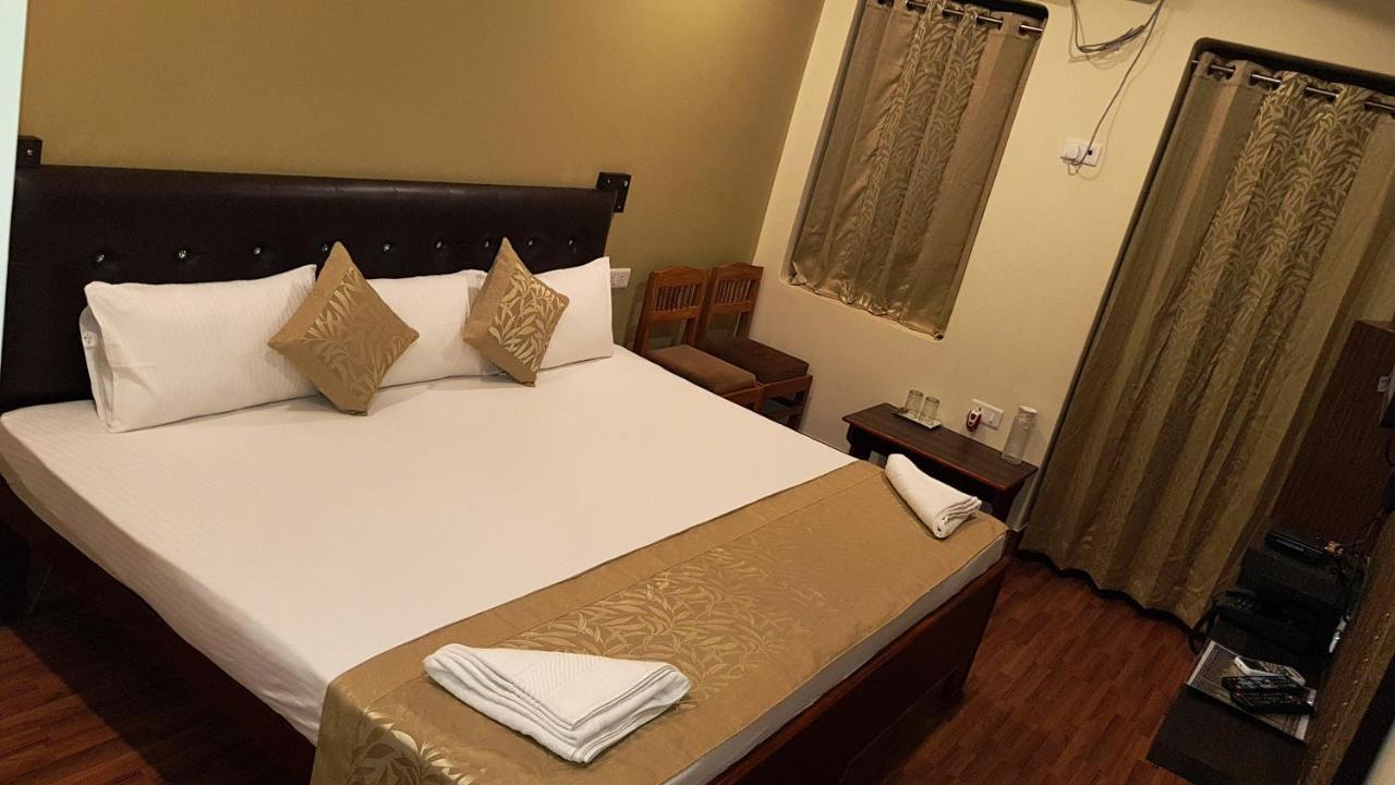 Gokul Grand Hotel Varanasi