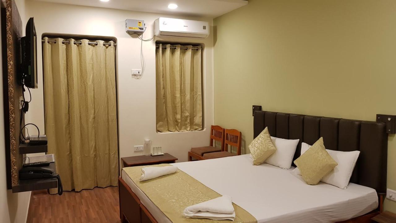 Gokul Grand Hotel Varanasi