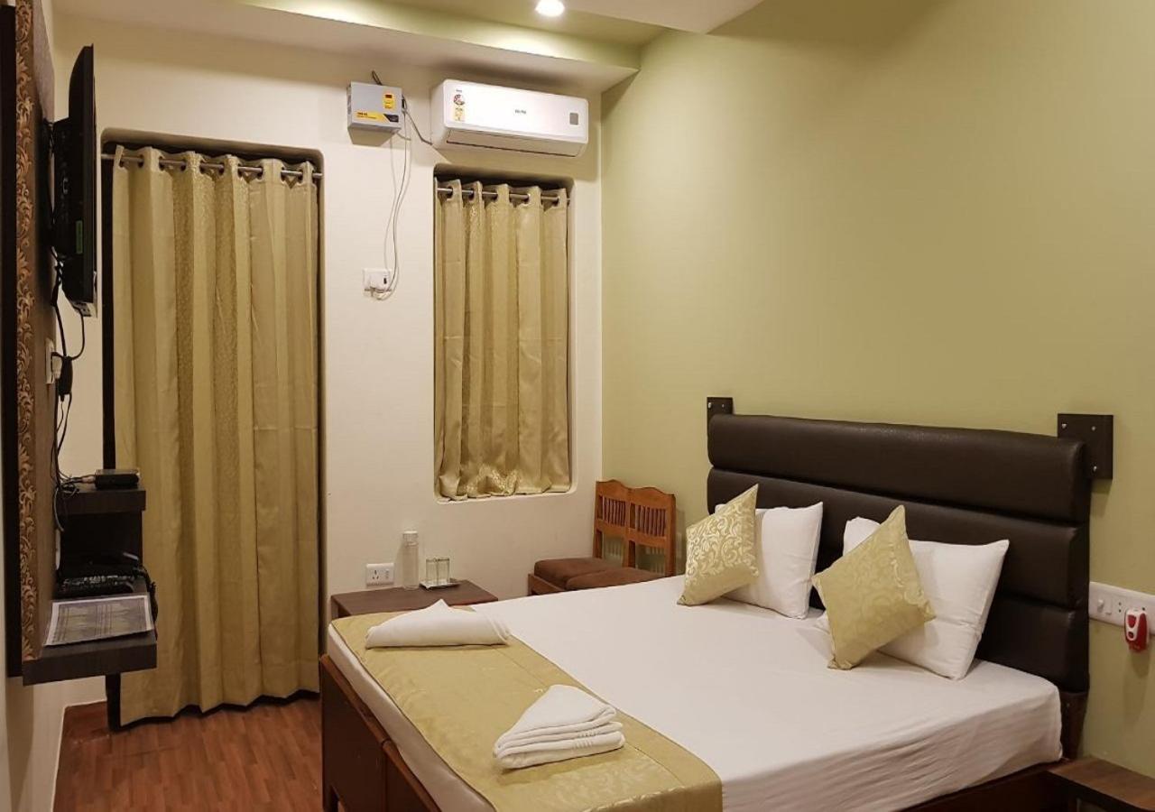 Hotel Gokul Grand Varanasi