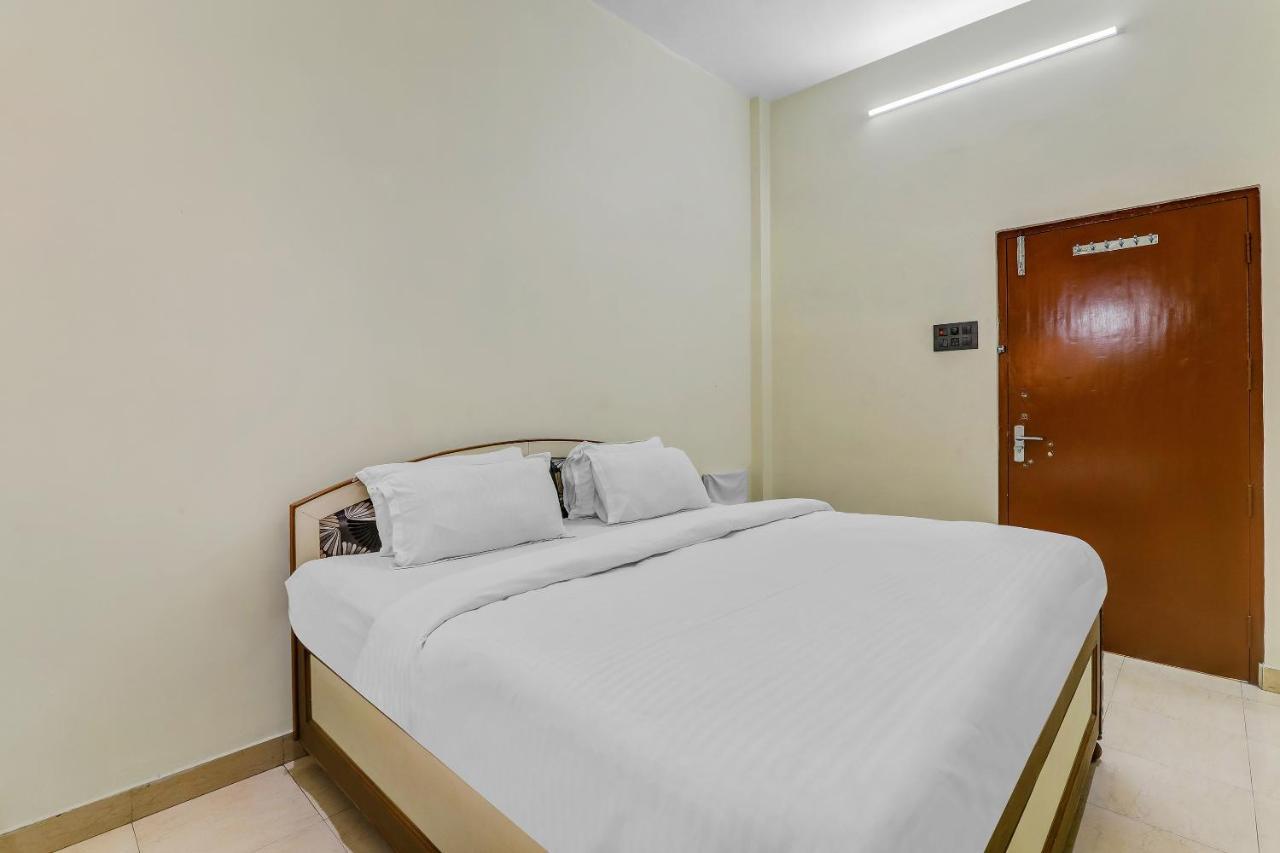 K V Palace Hotel 3*