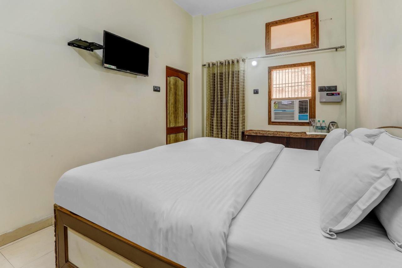 Hotel K V Palace 3*