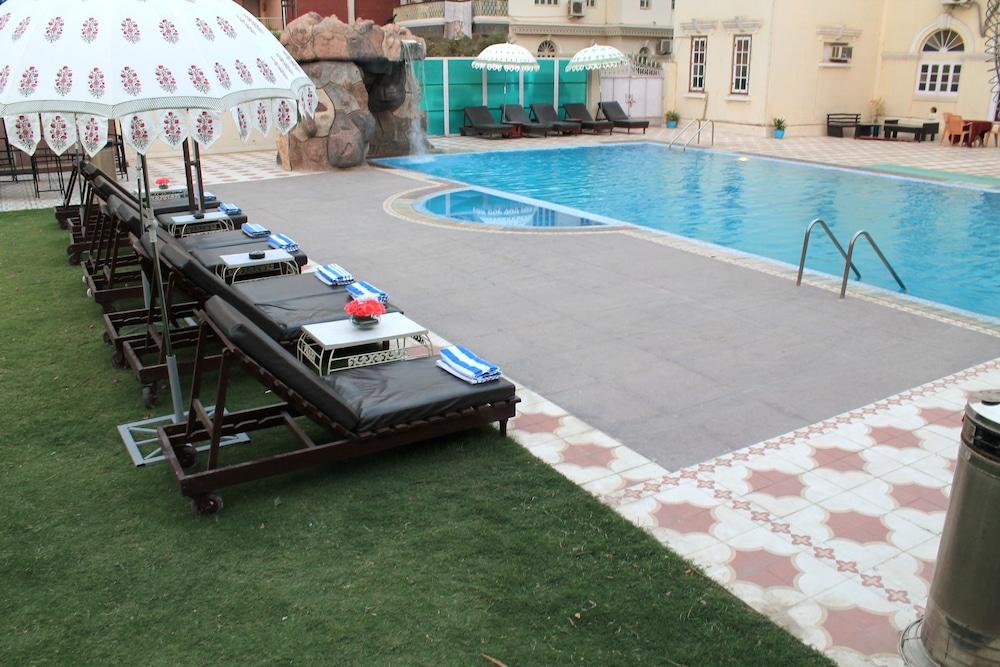 Surya, Kaiser Palace 4* Varanasi