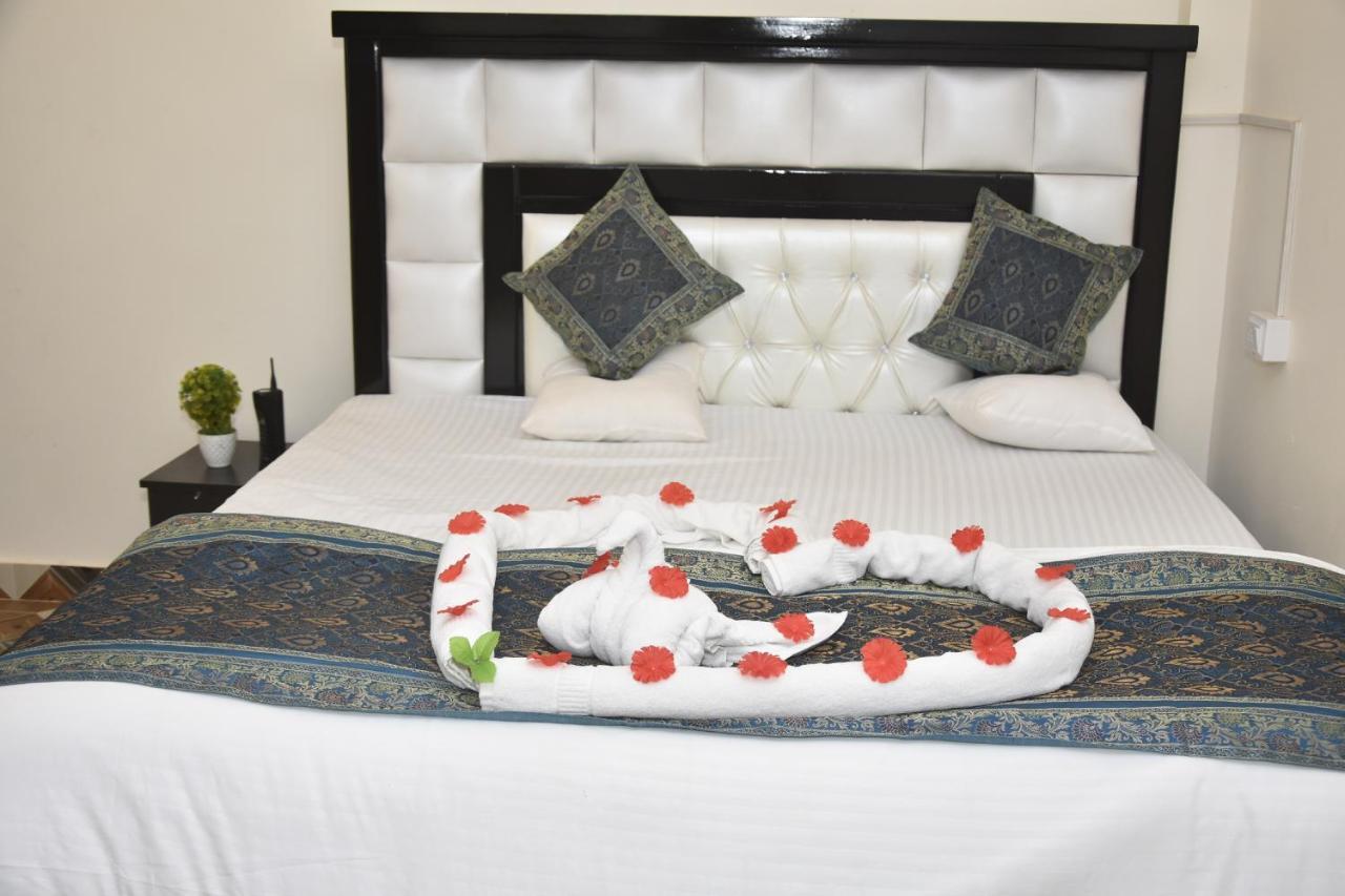 De Costa Palace Hotel 3*