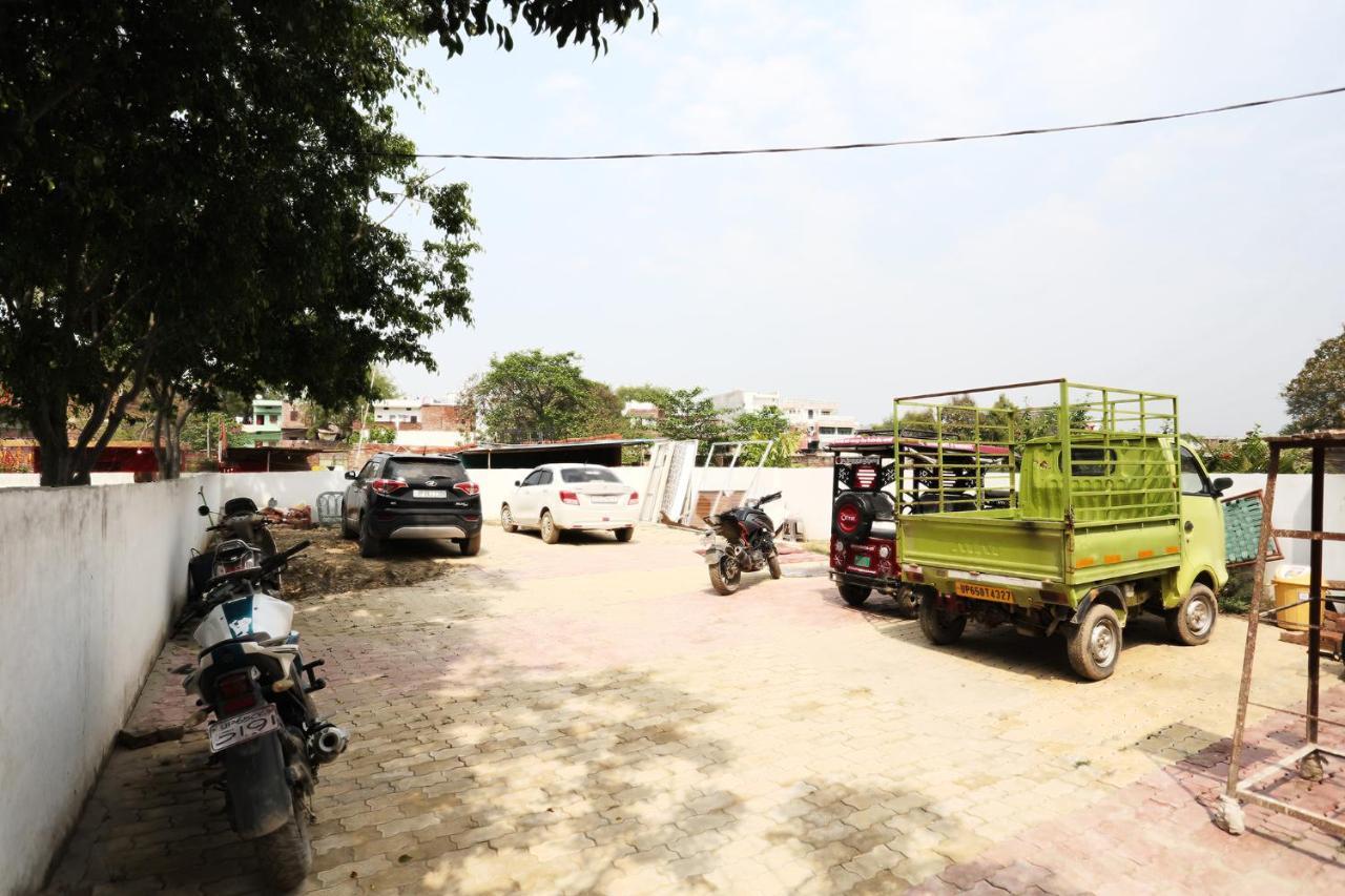 Hotel Fabhotel Shivam Palace Varanasi