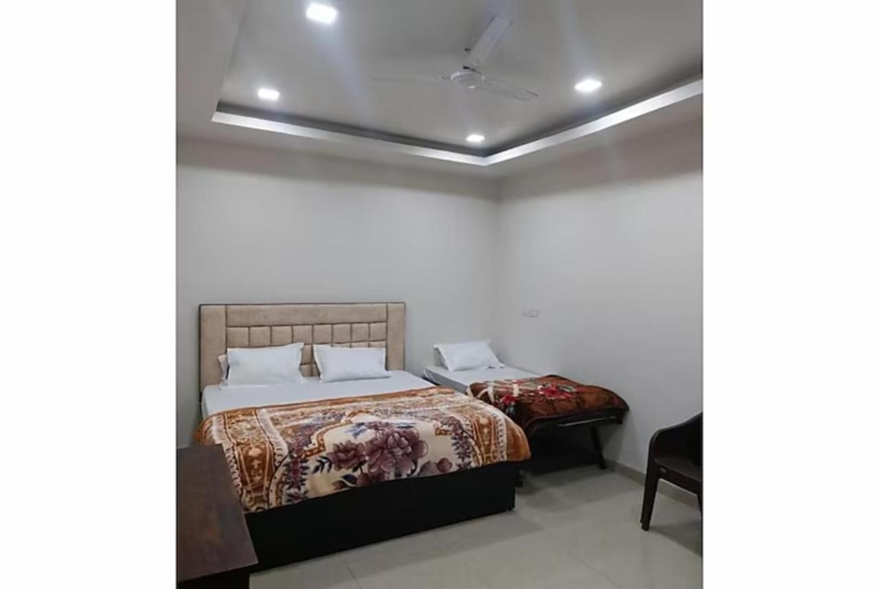 Guest house Goroomgo Kashi Paradise - 