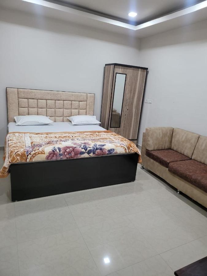 Guest house Goroomgo Kashi Paradise - 