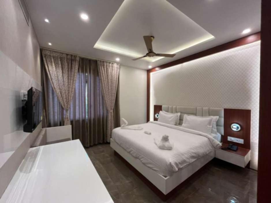 Hotel Sujata Varanasi