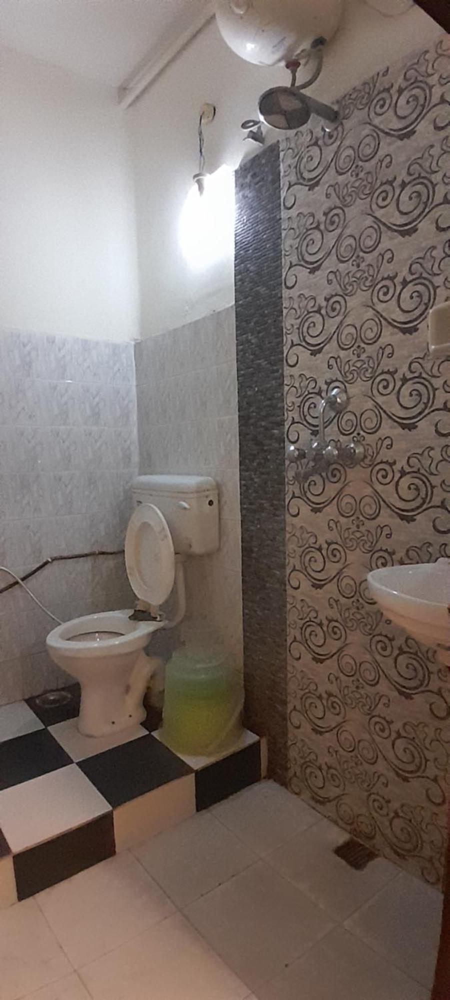 Gokul Grand Hotel 2*