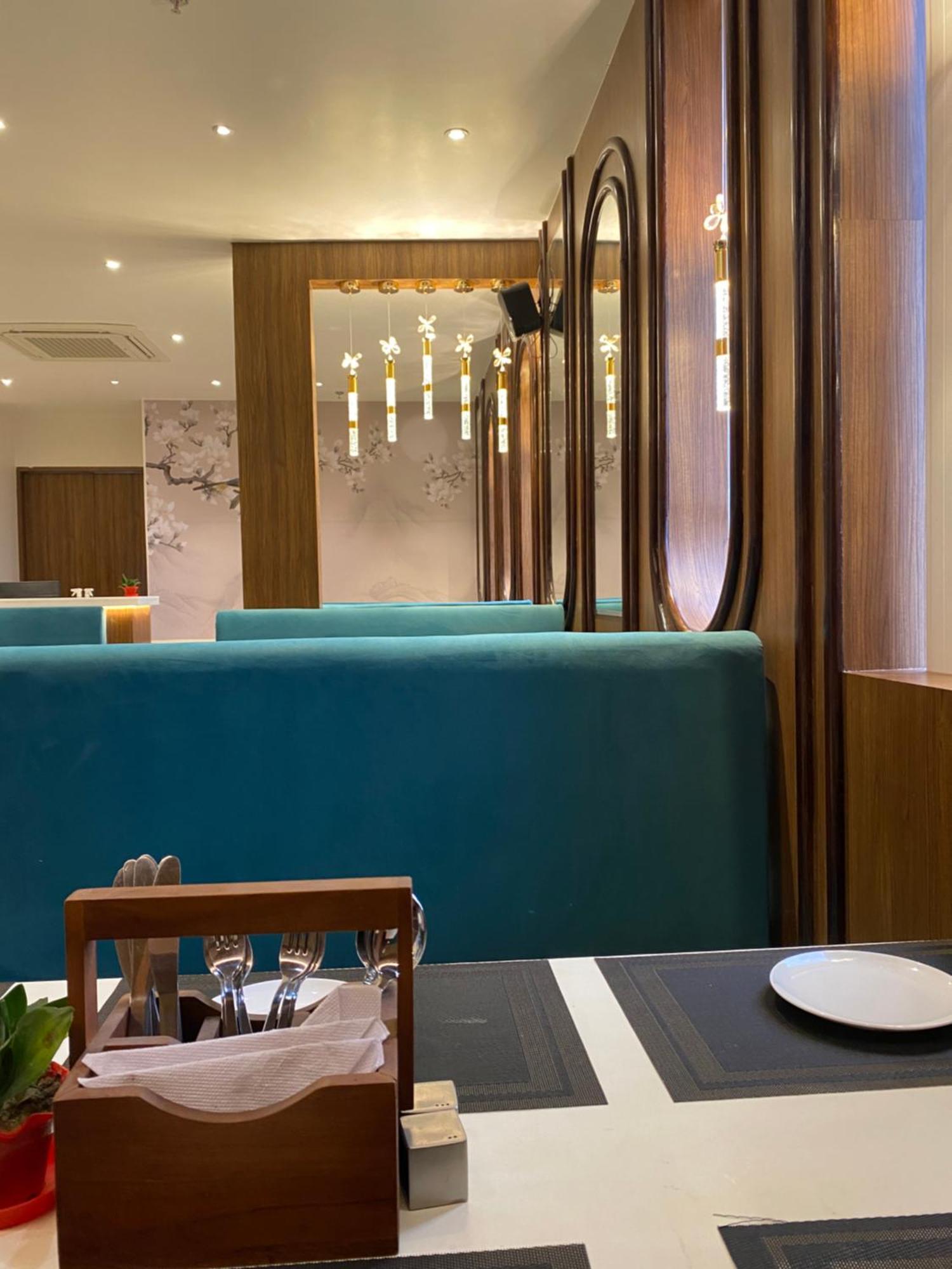 Sujata Hotel 3*