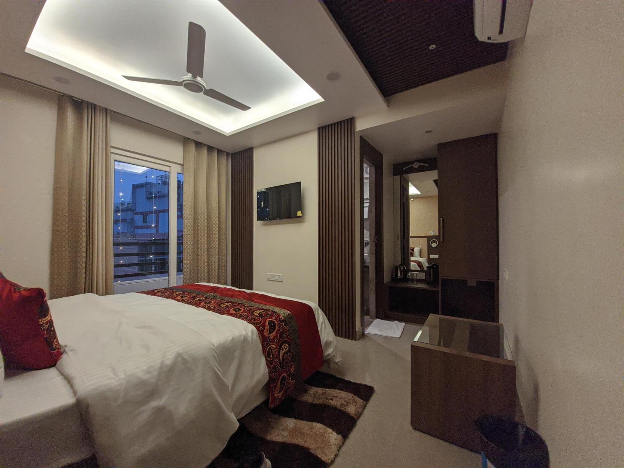 Hotel Shri Dhara Heaven 5*
