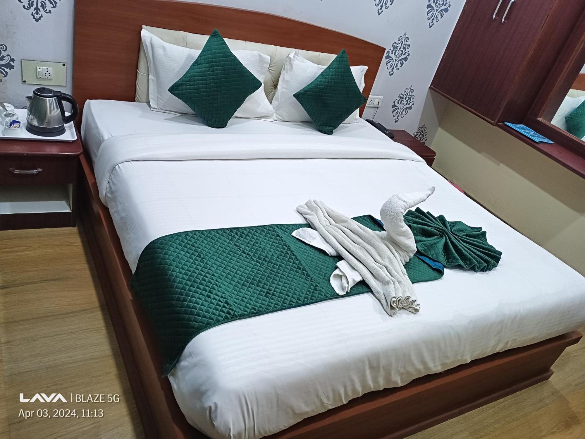 The Century Plaza 2* Varanasi