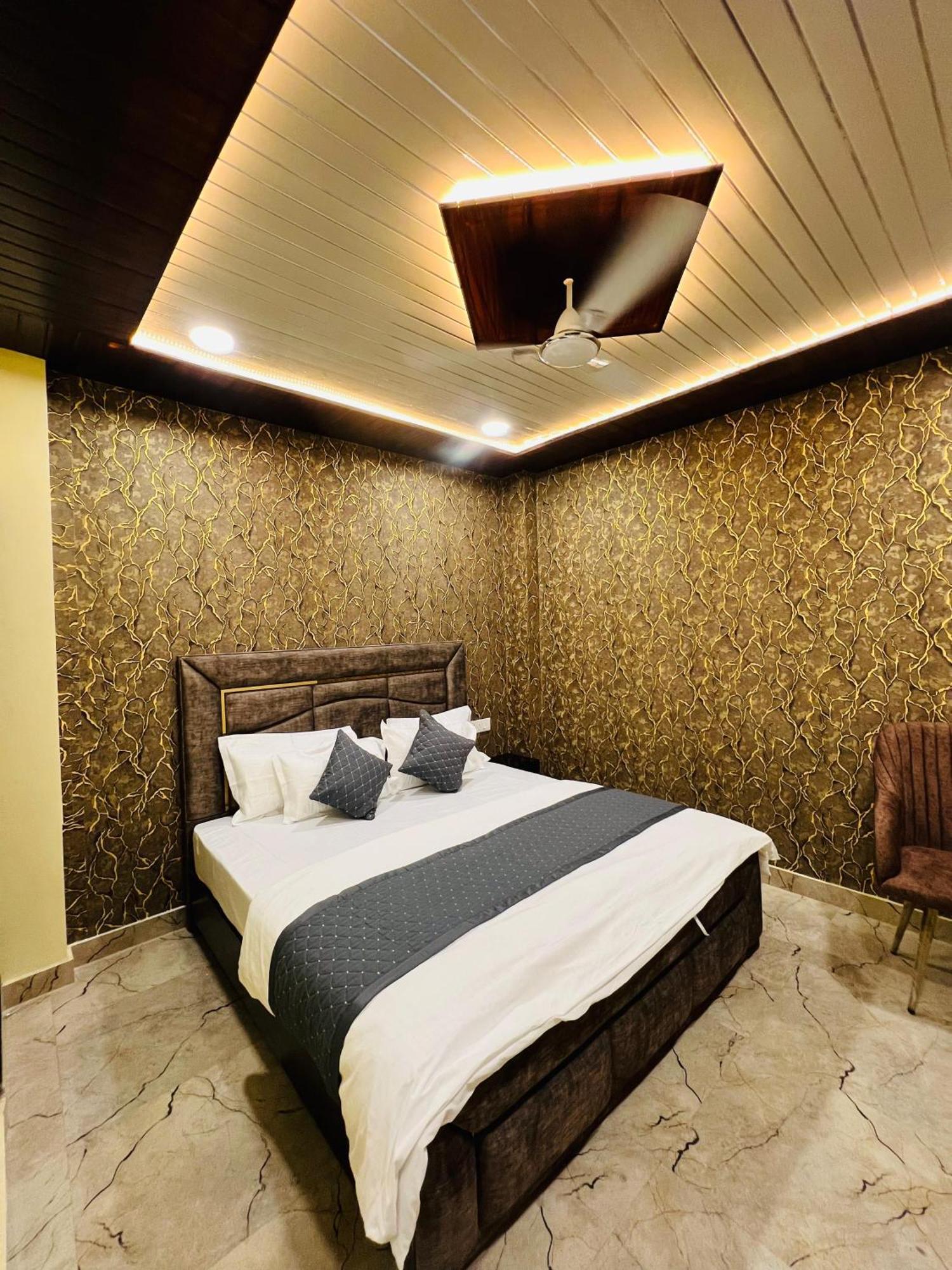 Guest house Vishal Residency *