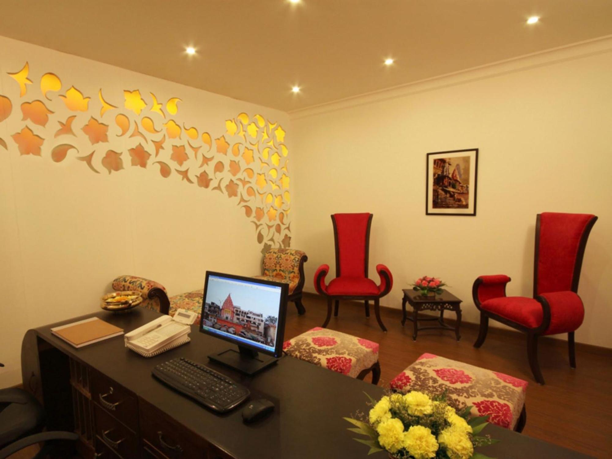 Amritara Suryauday Haveli Resort