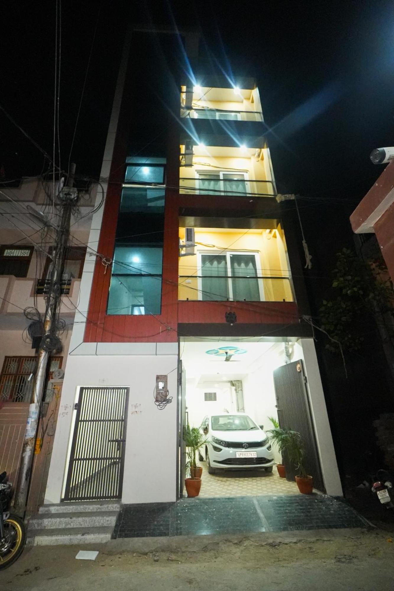 Homestay Kashika Homes *