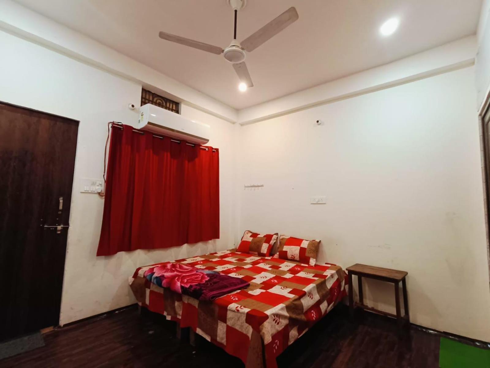 Guest house Shri Kashika