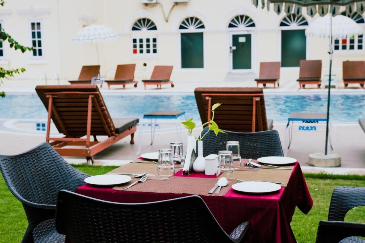 Surya, Kaiser Palace Hotel 4*