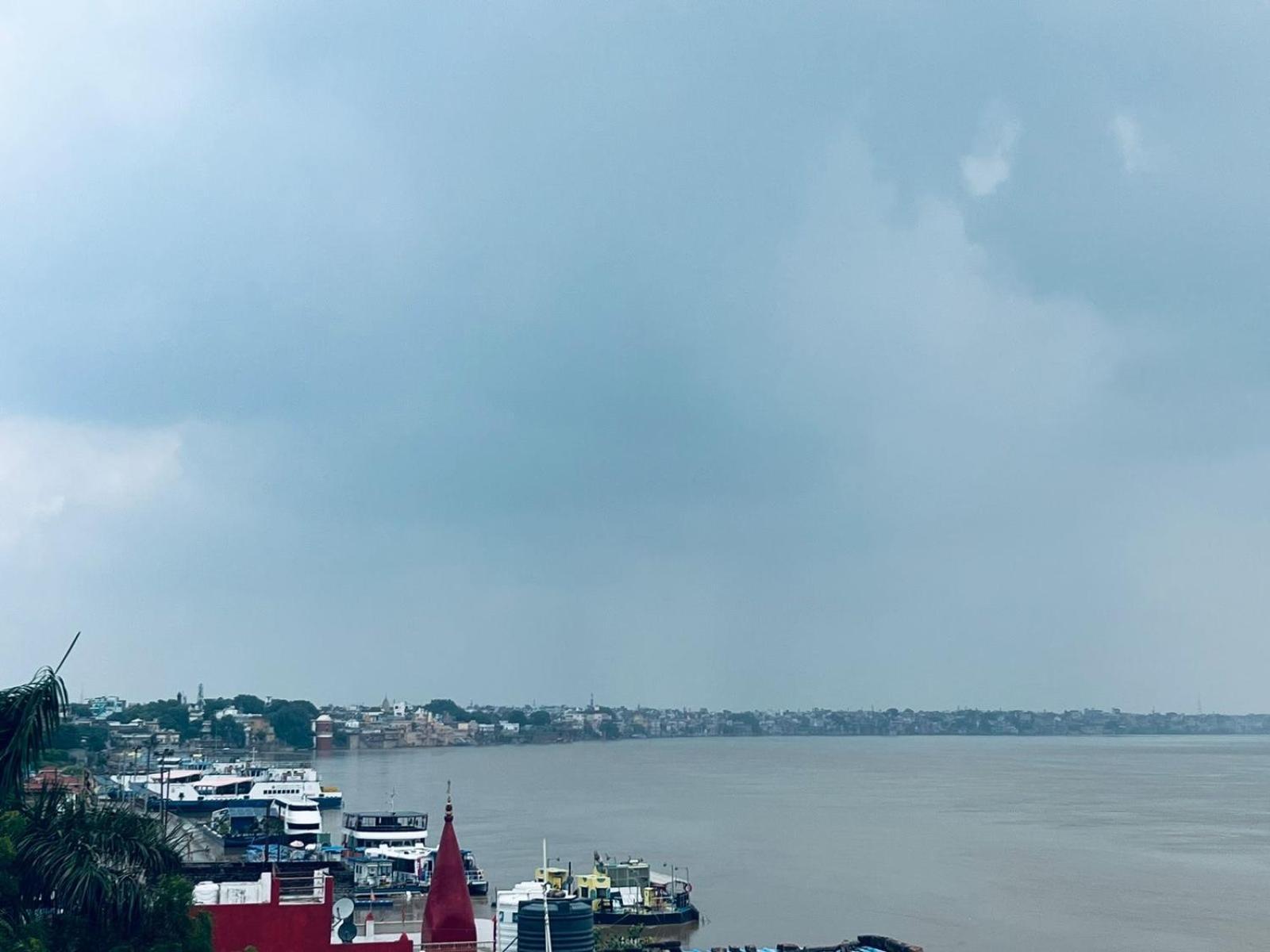 Guest house River View Paying Varanasi