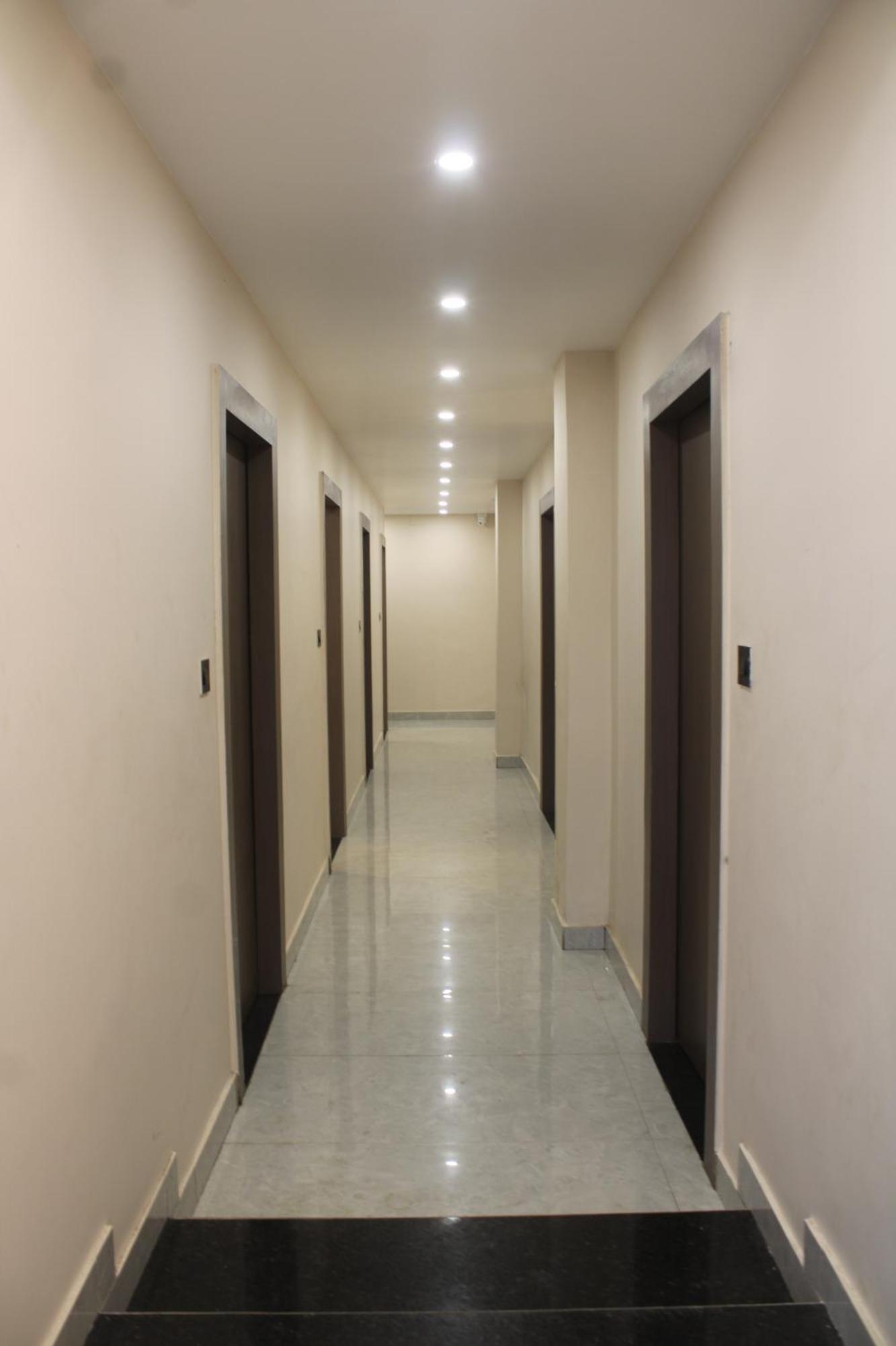 Grs Palace Varanasi