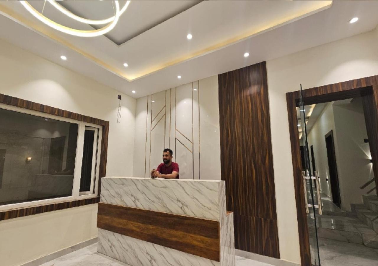 Hotel Triveni International 3*