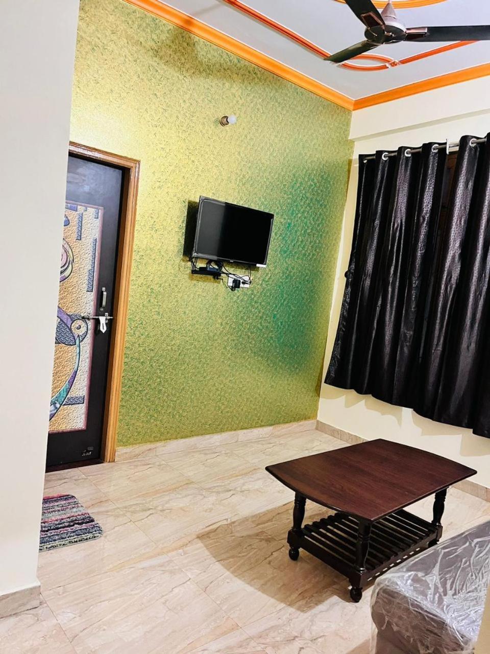 Hotel Gauri Shankar