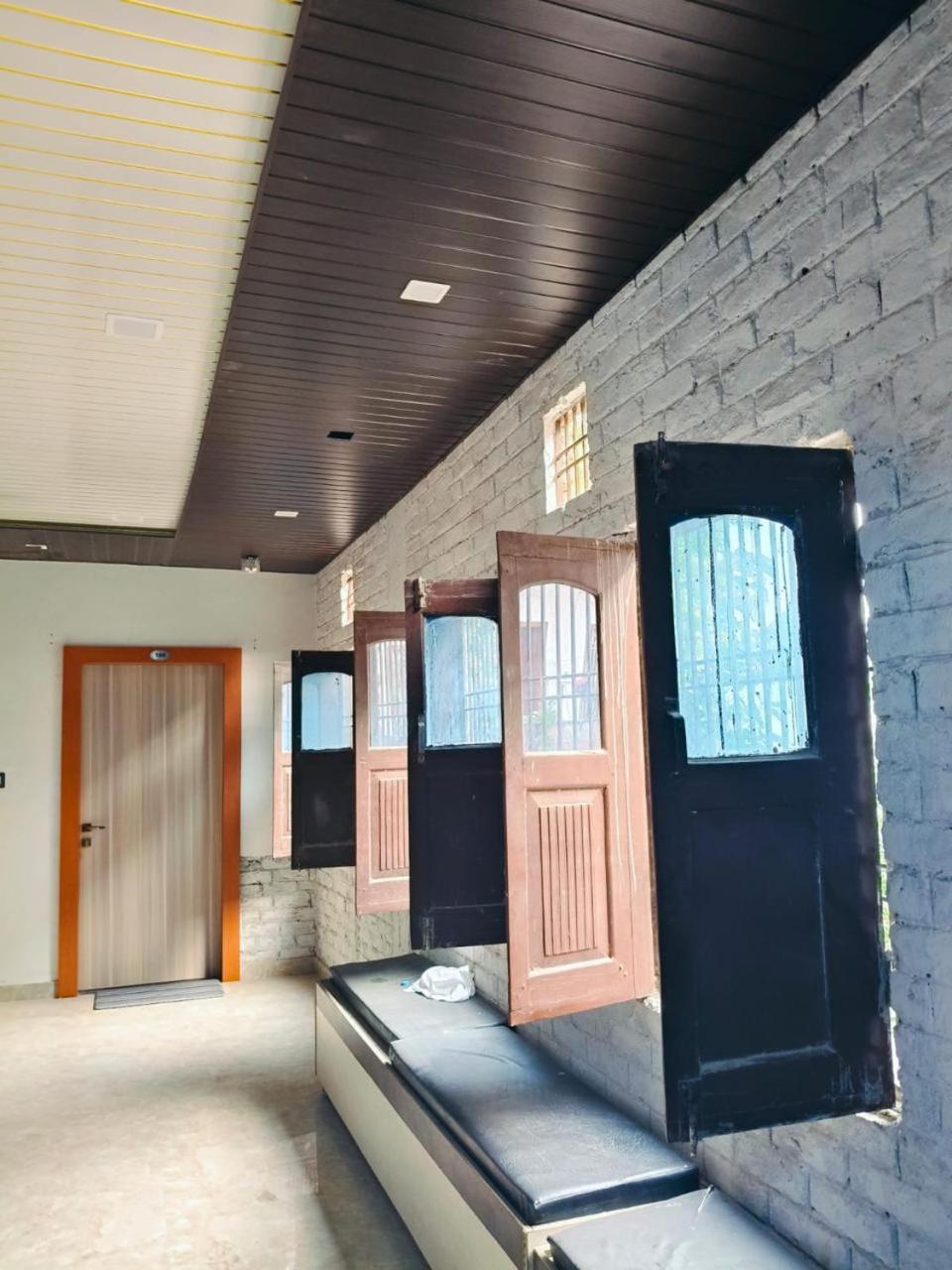 Hotel Raj
