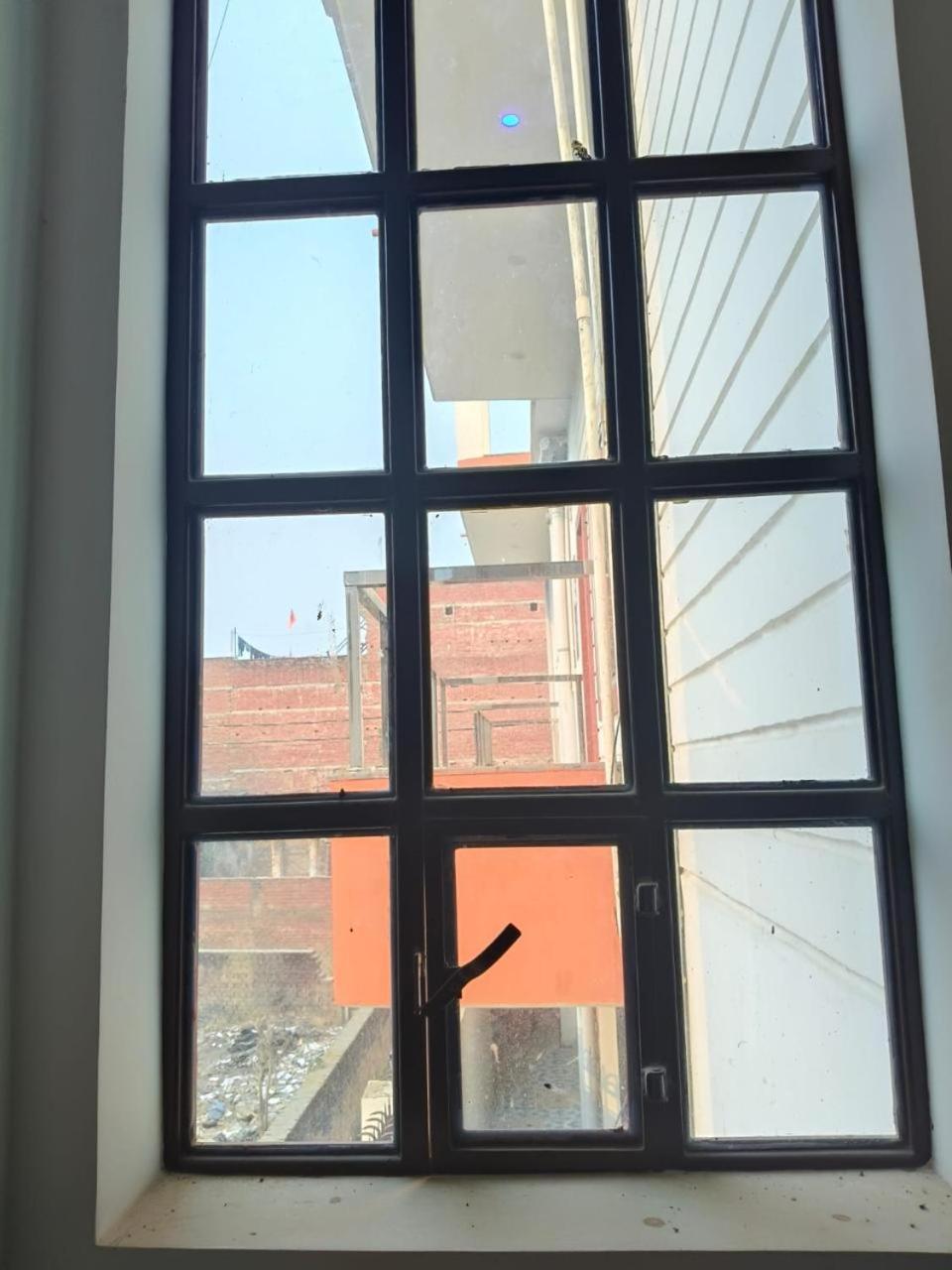 Hotel Raj 3*