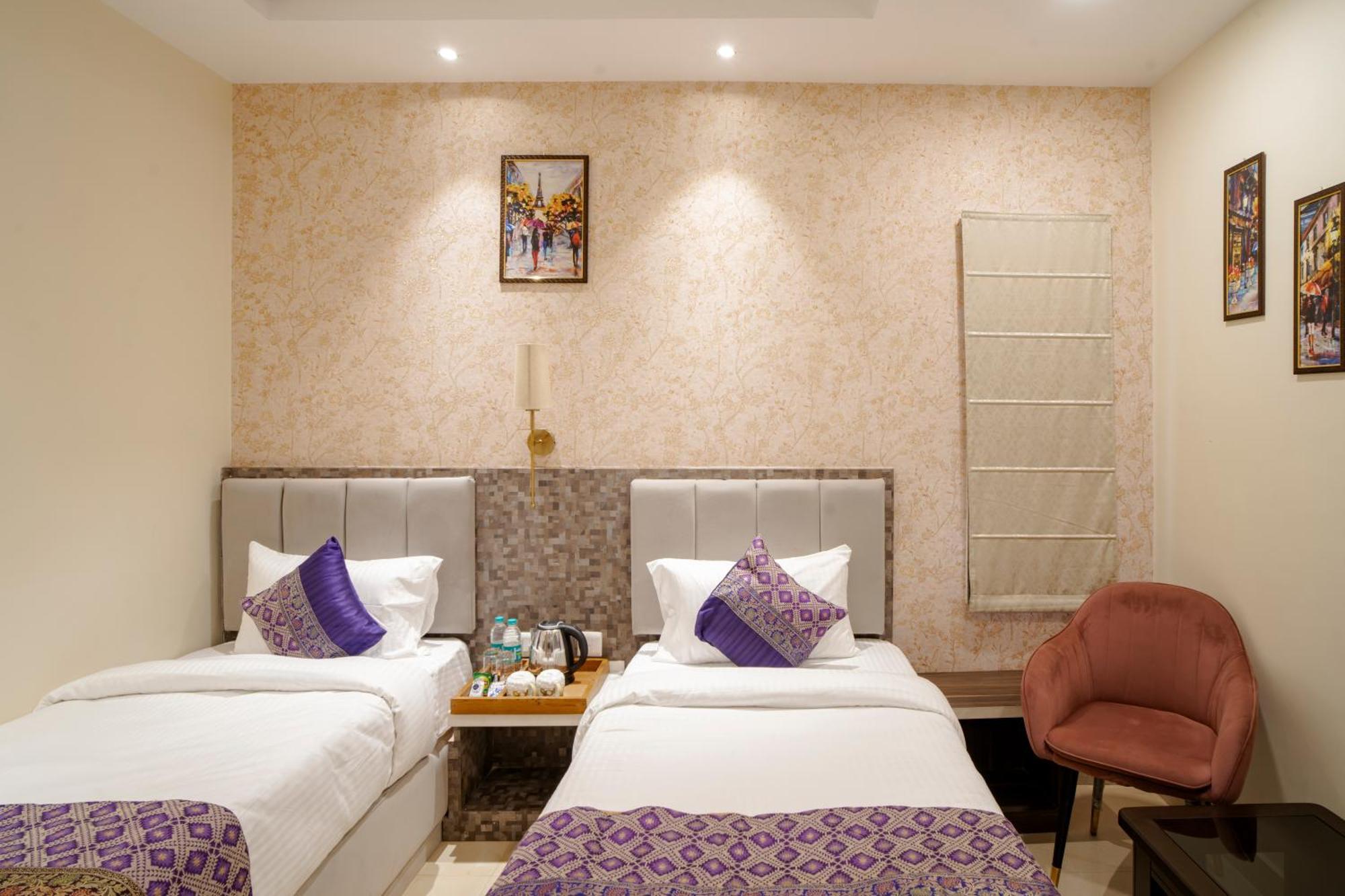 Hotel Omkar International --a Premium Luxury -- 5-star Feel At An Affordable Price -- 4*