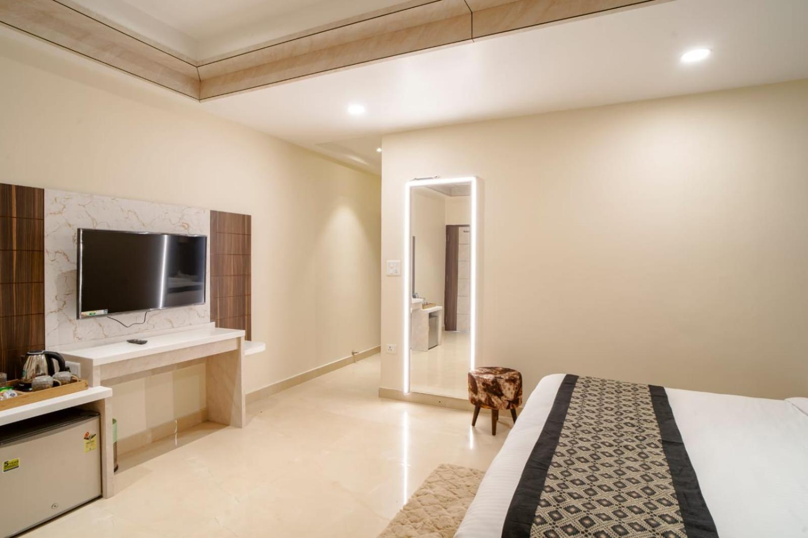 Omkar International --a Premium Luxury -- 5-star Feel At An Affordable Price -- 4*