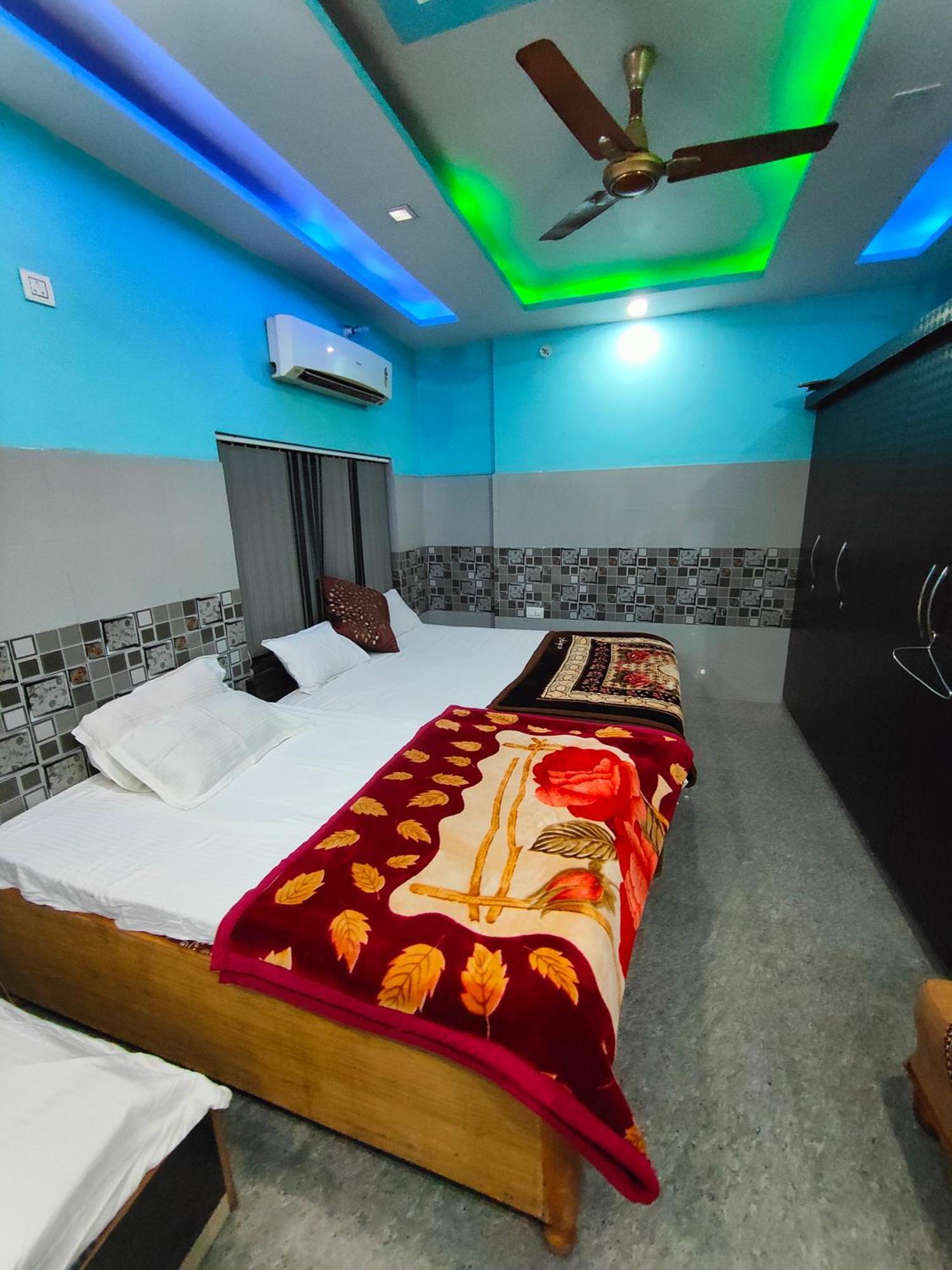 Abhivadya Gange Hotel Varanasi