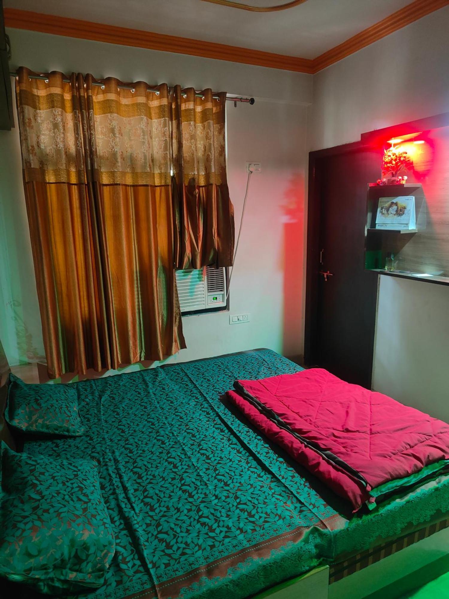 Hotel Abhivadya Gange