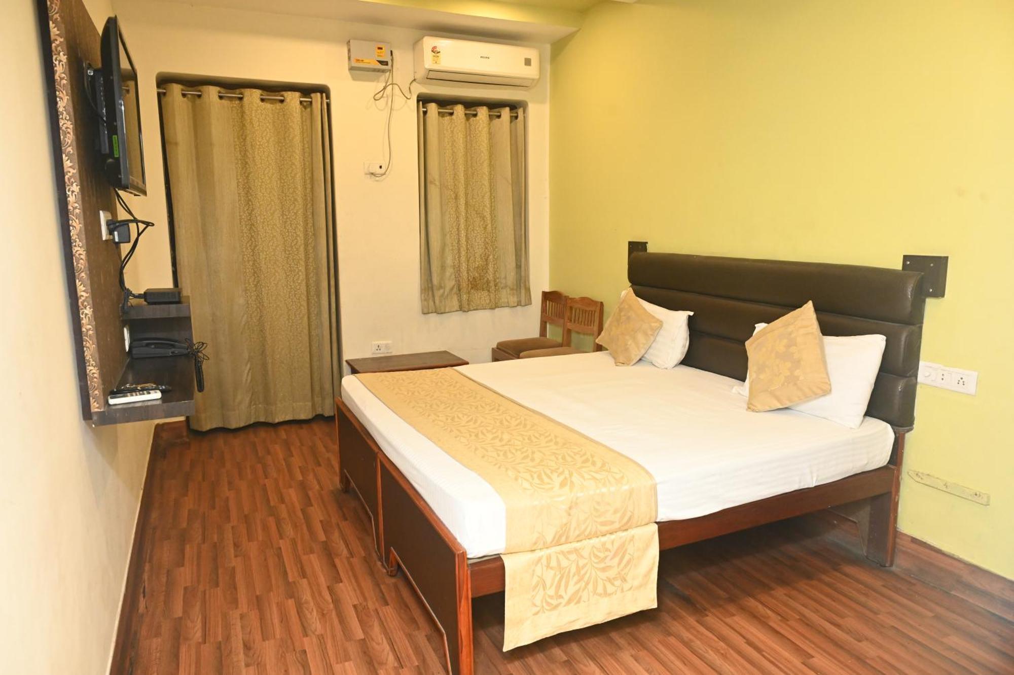 Gokul Grand Varanasi