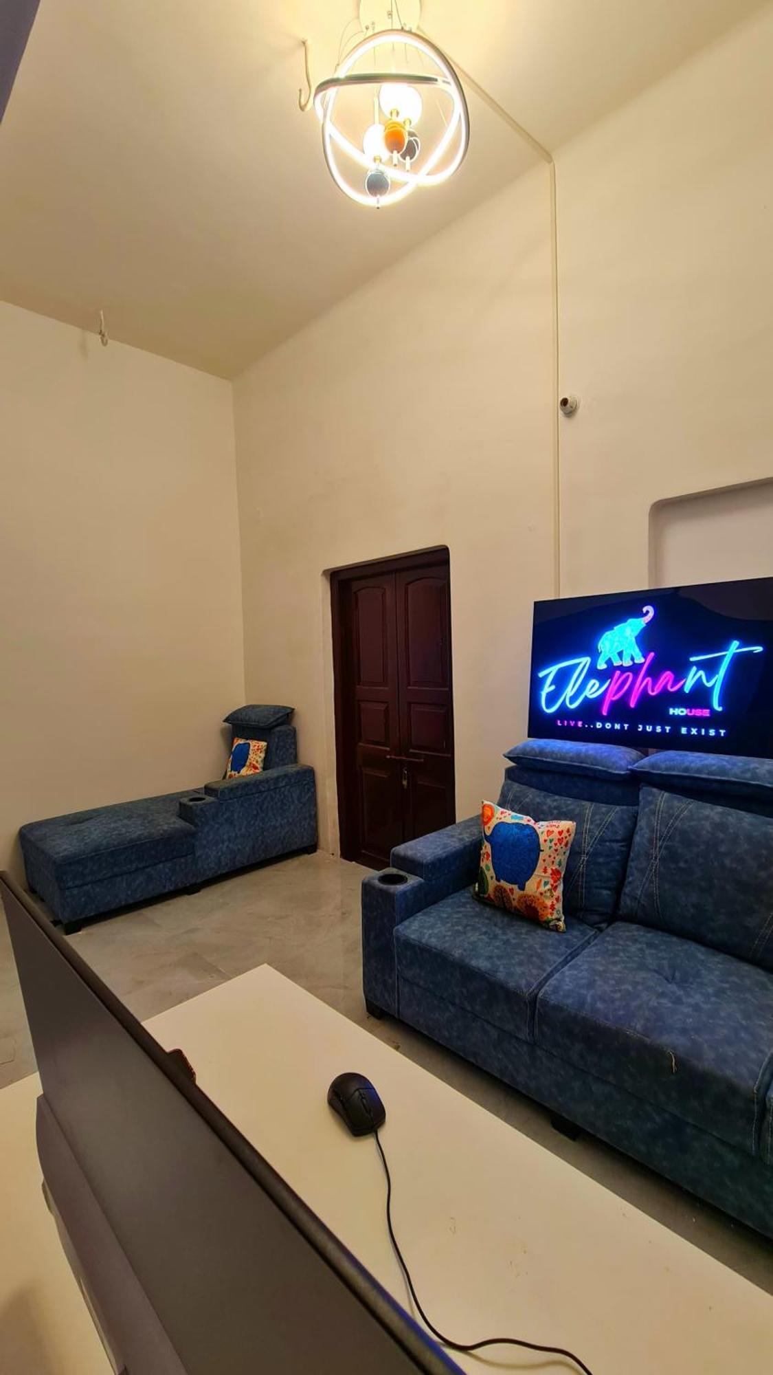 Hostel Elephant House - Boutique
