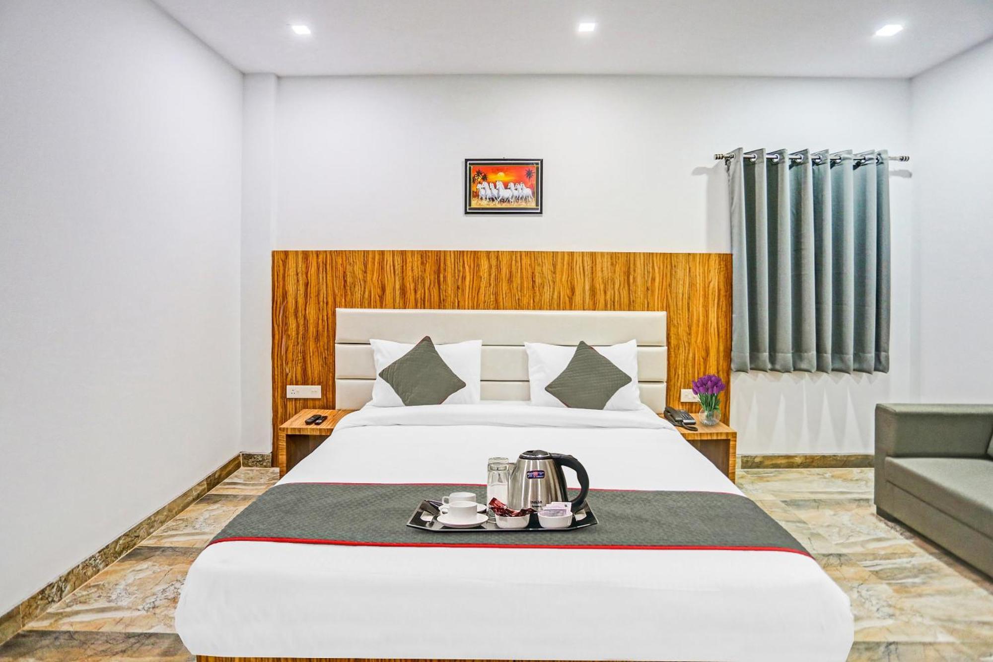 Townhouse Super Two Premium * Varanasi
