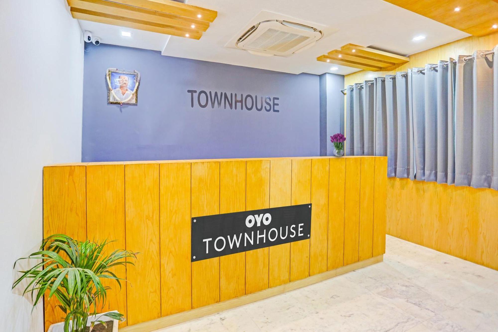 Hotel Townhouse Super Two Premium *