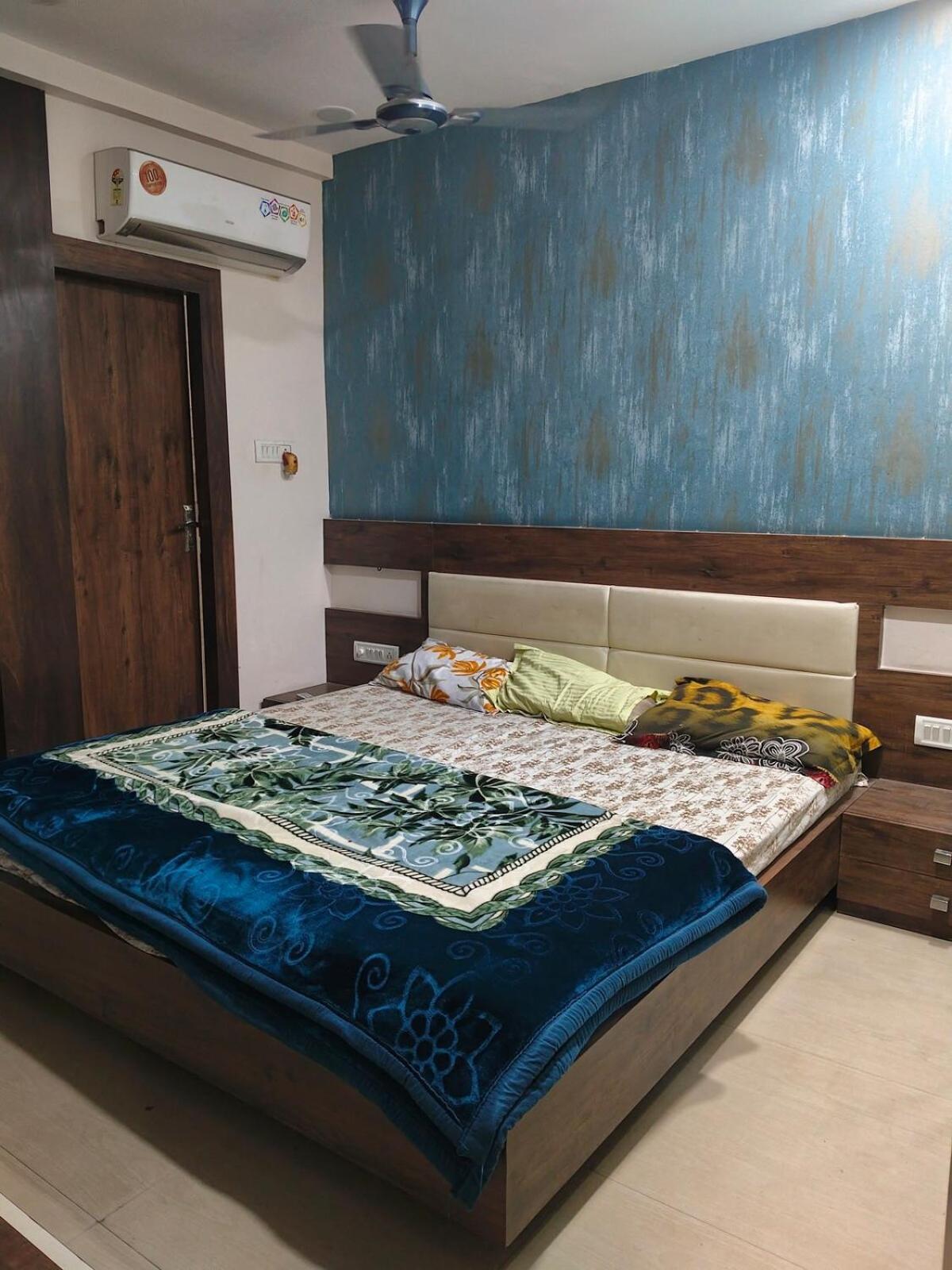 2 Bhk Hah Luxury *