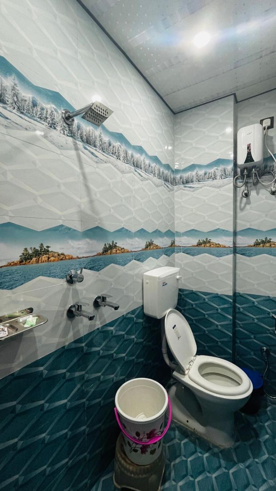 Guest house Neelkanth Pg House *
