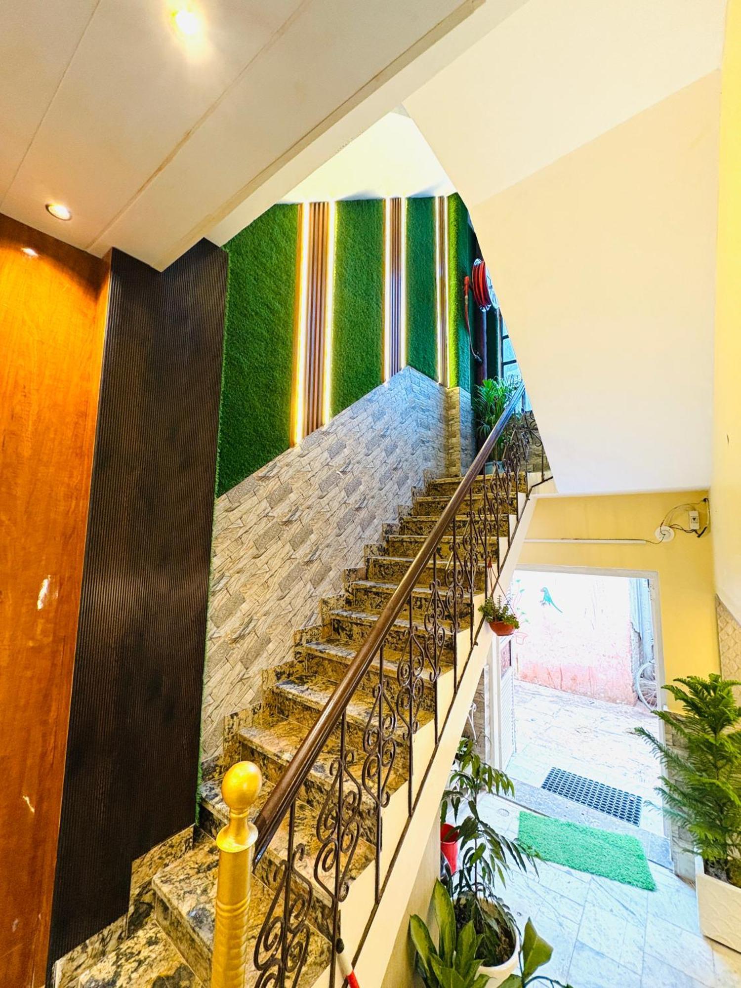 Shree Shiven * Varanasi