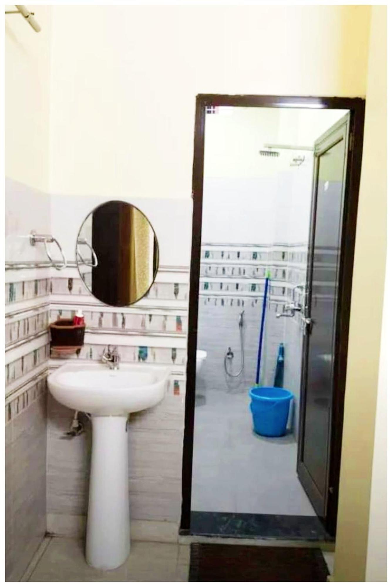 Abhivadya Gange Near Temple And Park 3*