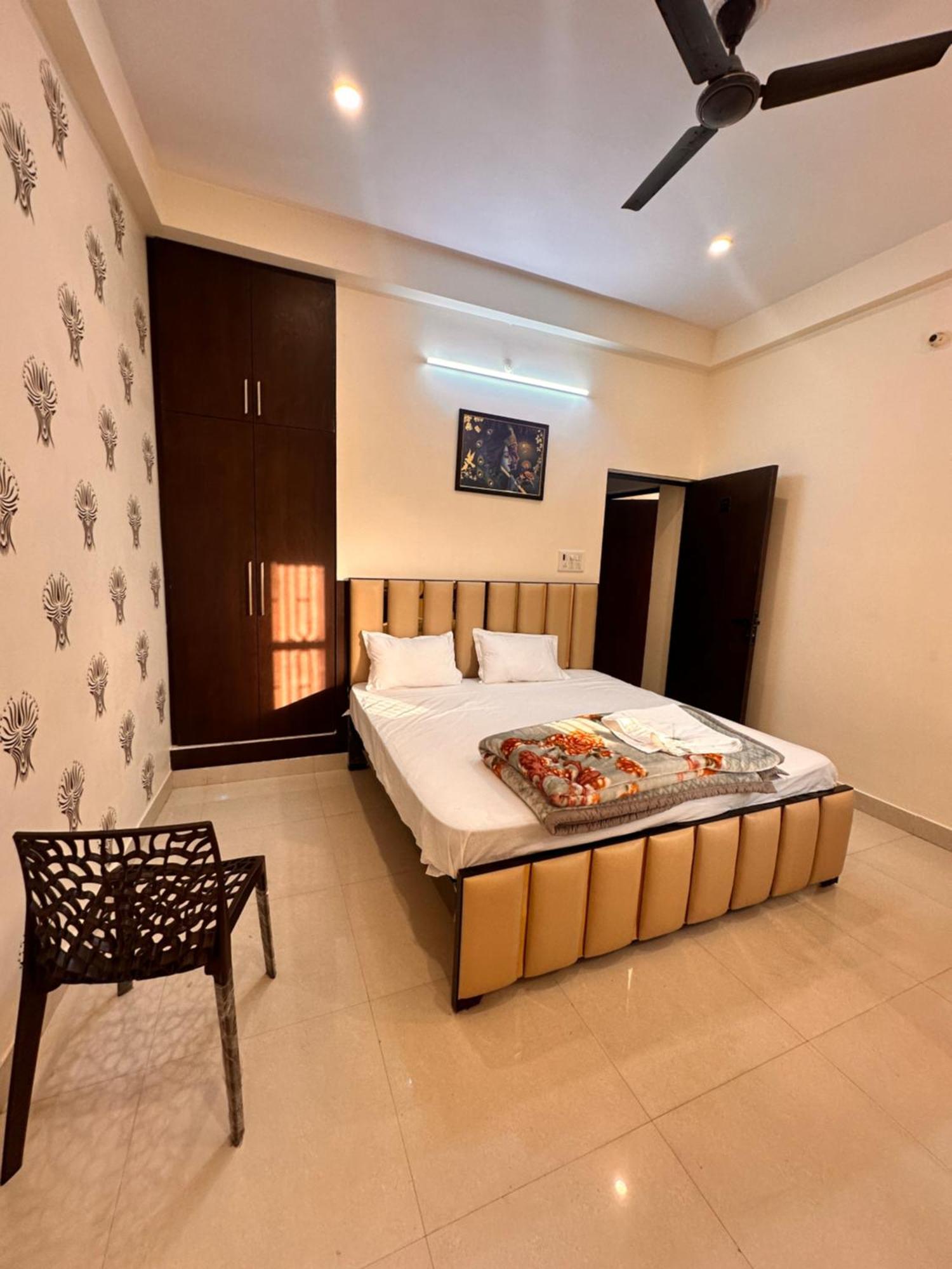 Sri Nkb Apartment Varanasi