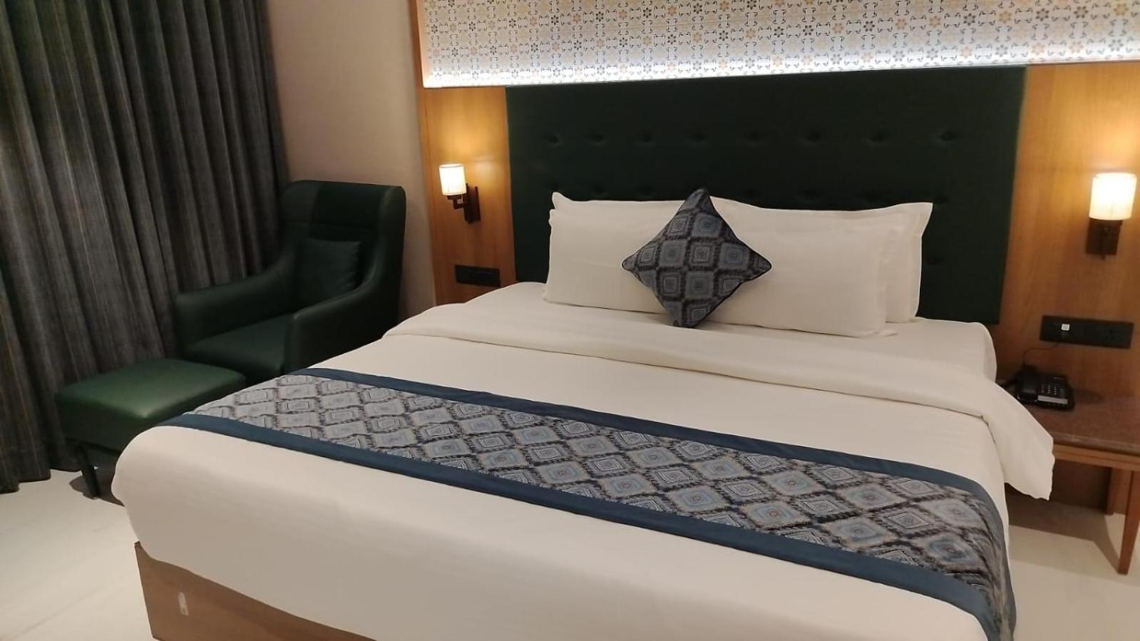Surya, Kaiser Palace Hotel Varanasi