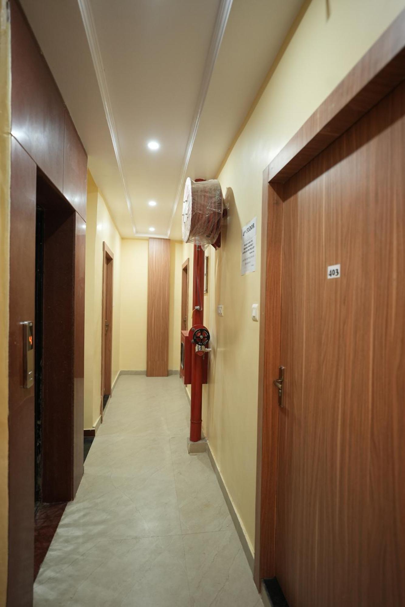 Hotel Heaven Heritage Varanasi
