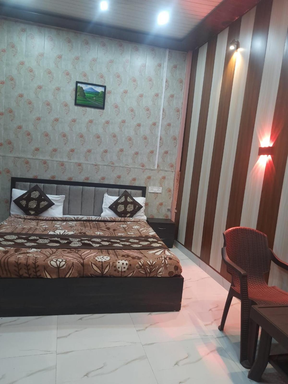 Baba Paying Hotel 3*