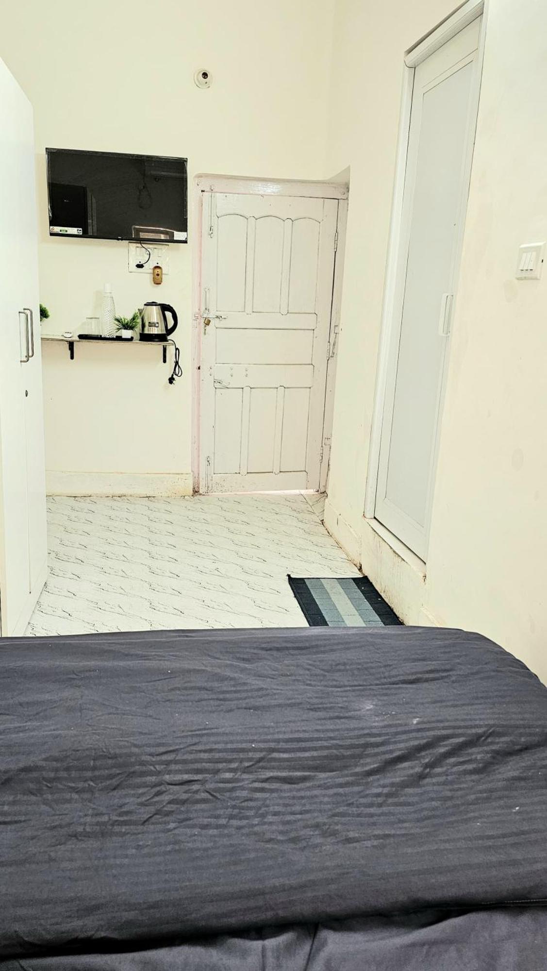 Elephant House - Boutique Hostel