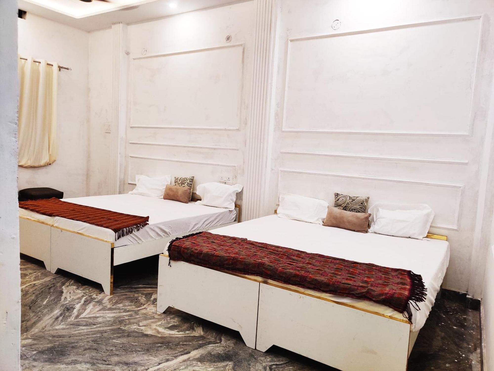 Noor Homestay Varanasi
