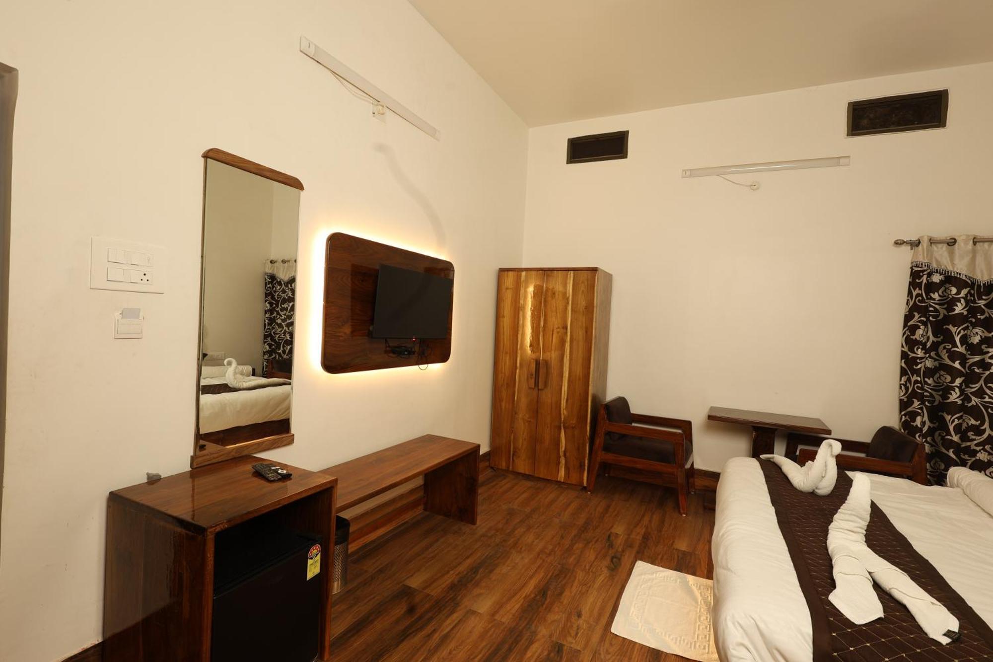 Hotel Trisolaris